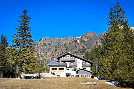 Hotel Garni Roberta