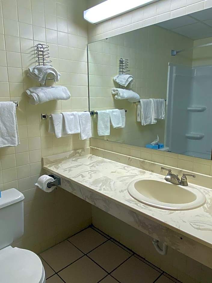 Super 8 by Wyndham Port Clinton