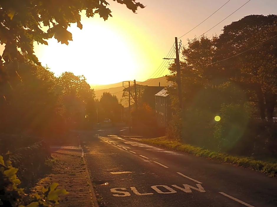 The Greyhound Inn Warslow