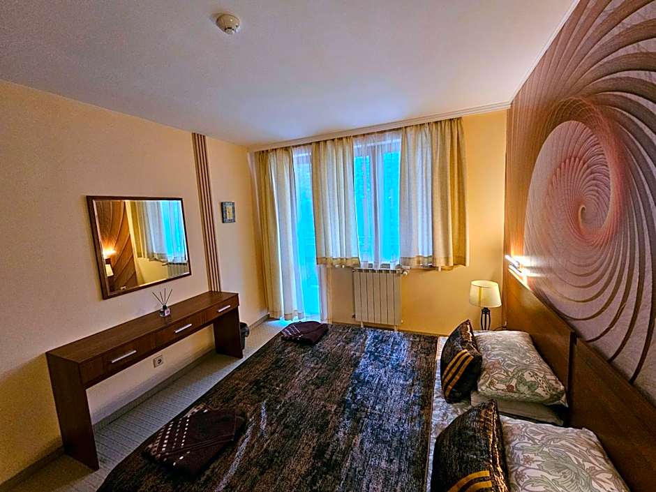 Enjoy Studios and Lovely Apartment Villa Park