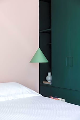 Honeymoon Suite with Private Heated Plunge Pool & Sea View