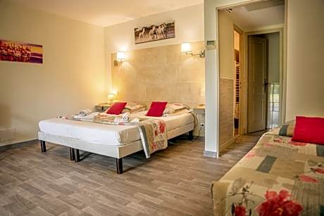 Quadruple Room with Balcony or Terrace