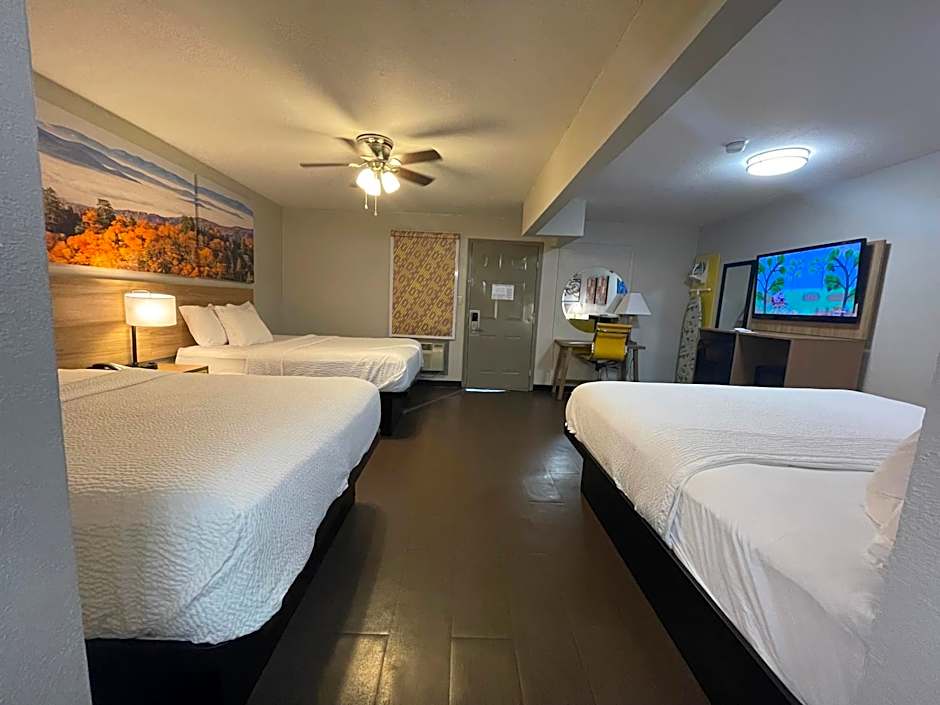 Days Inn by Wyndham Holladay