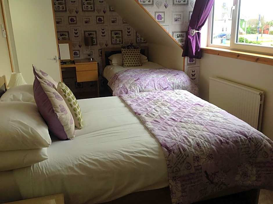 Dunroamin Bed and Breakfast