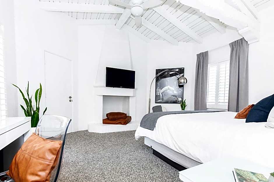 Alcazar Palm Springs