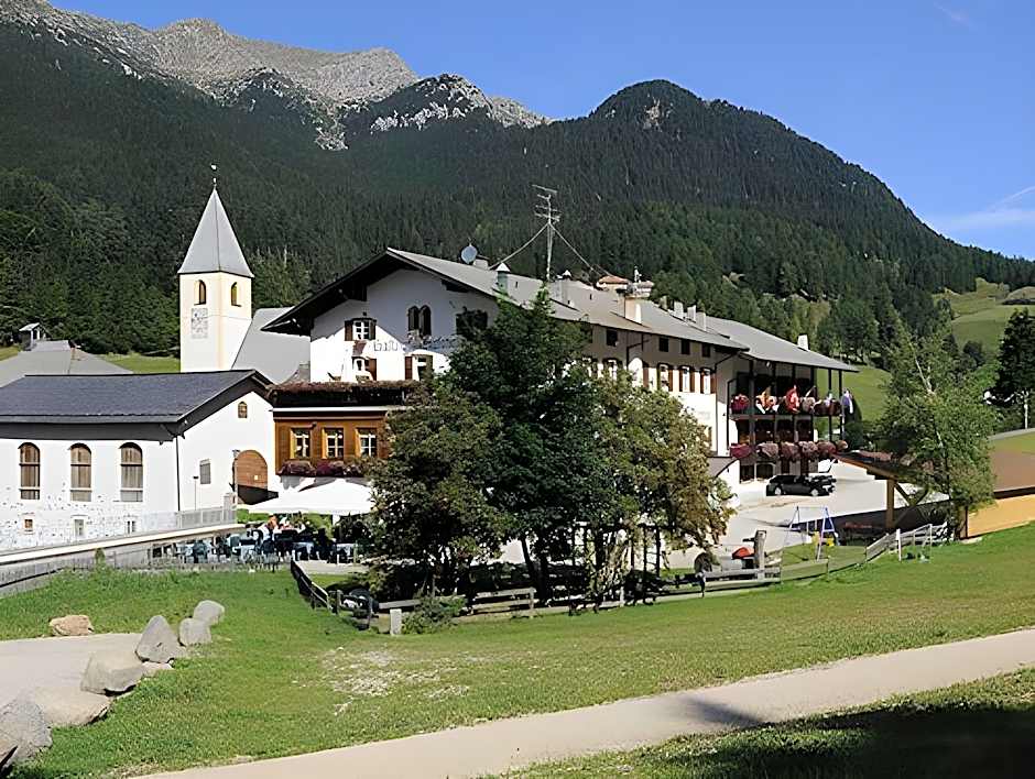 Zum Hirschen Boutique Hotel Val di Non