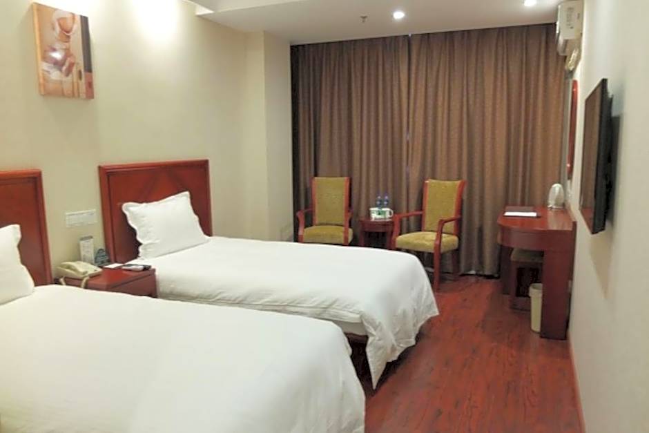 GreenTree Inn Jiangsu Wuxi Jiangyin North Huancheng Road Walking Street Express Hotel