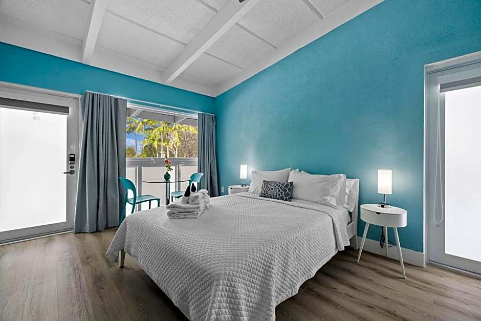 The New Yorker Miami Hotel