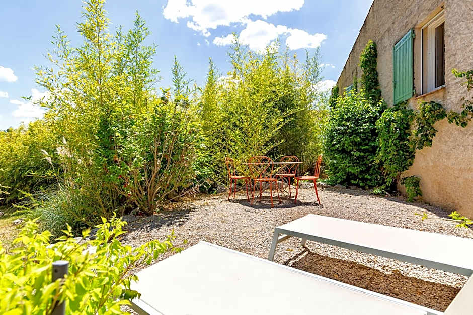 Hôtel & Résidence Lou Paradou Gréoux Les Bains