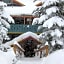 Chateau Apres Lodge