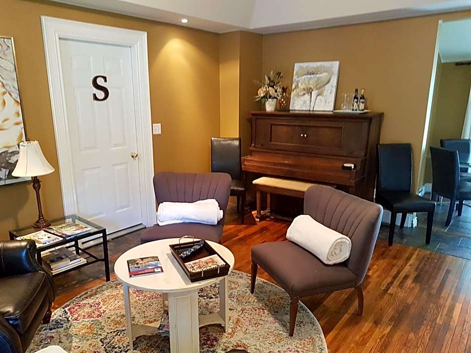 Hellemsfield Inn & bed and breakfast