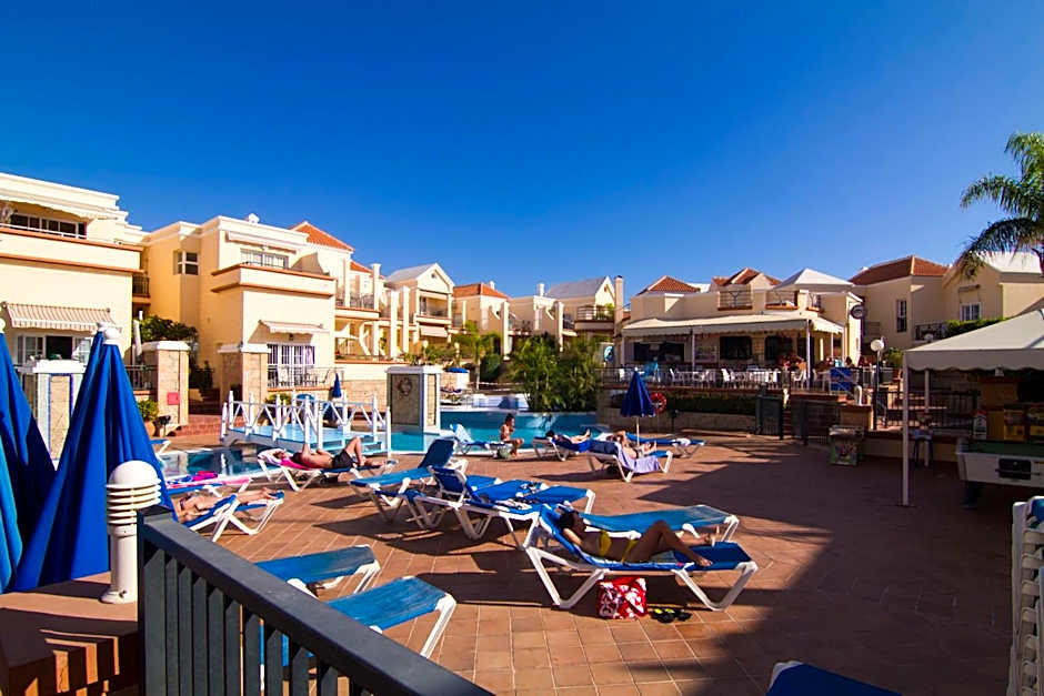 Yucca Park ApartHotel