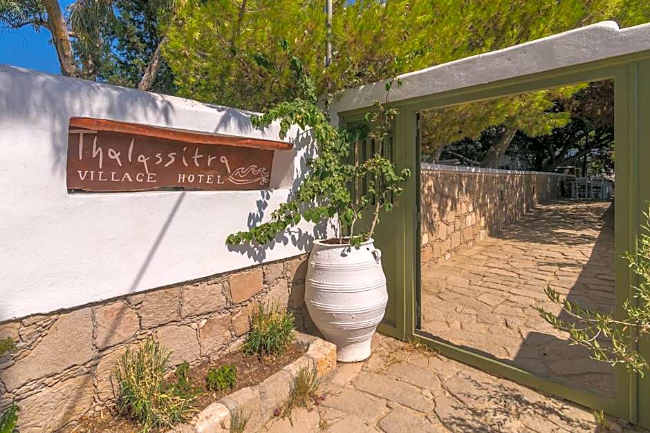 Thalassitra Private Pool Suites