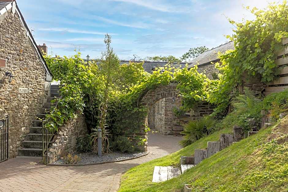 The Plume of Feathers