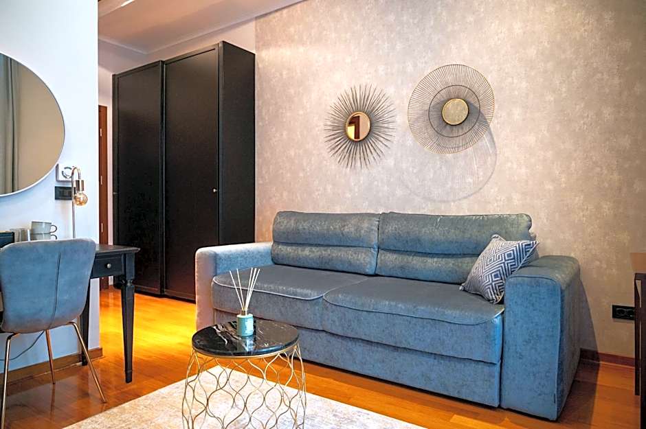 NATALI Luxury suites PARKING