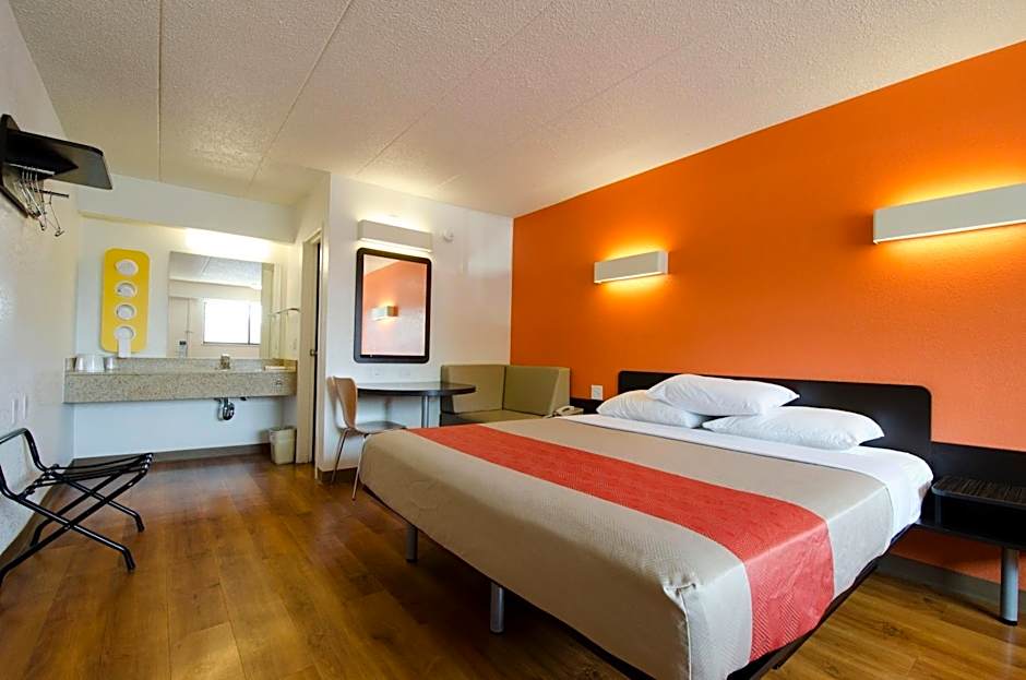 Motel 6-Gaithersburg, DC - Washington