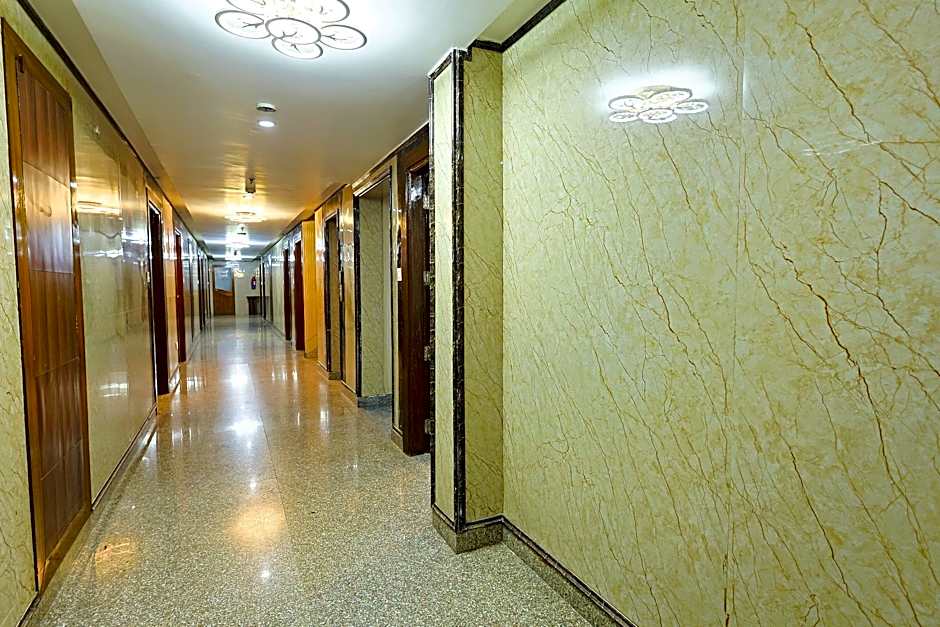 Hotel Silk City