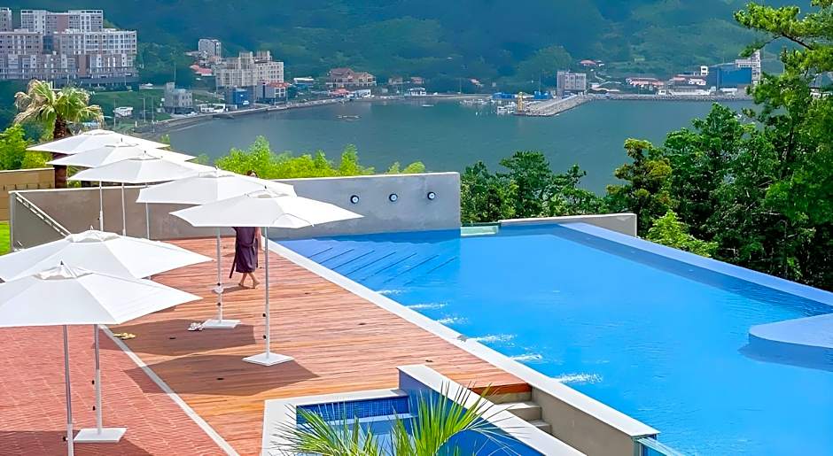 HOTEL SANGSANG & Private Sang Sang Pool Villa