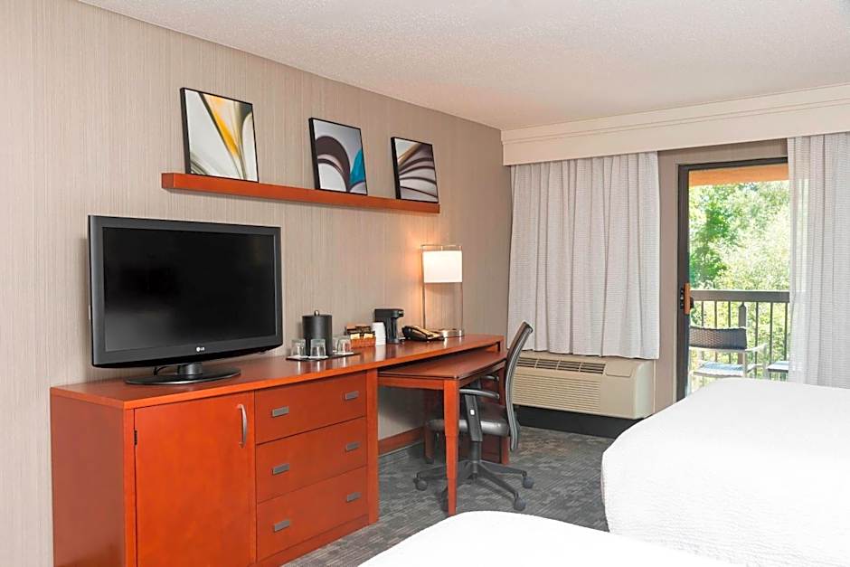 Courtyard by Marriott Traverse City
