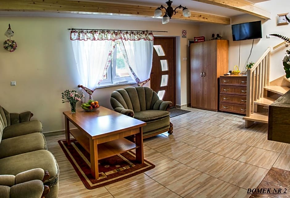 Domki i Pokoje u Borsa