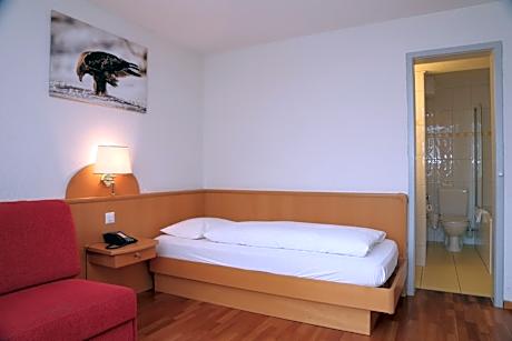 Superior Single Room with A/C and Street View