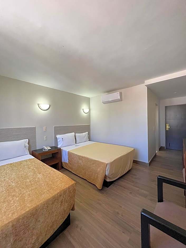 Hotel Universo