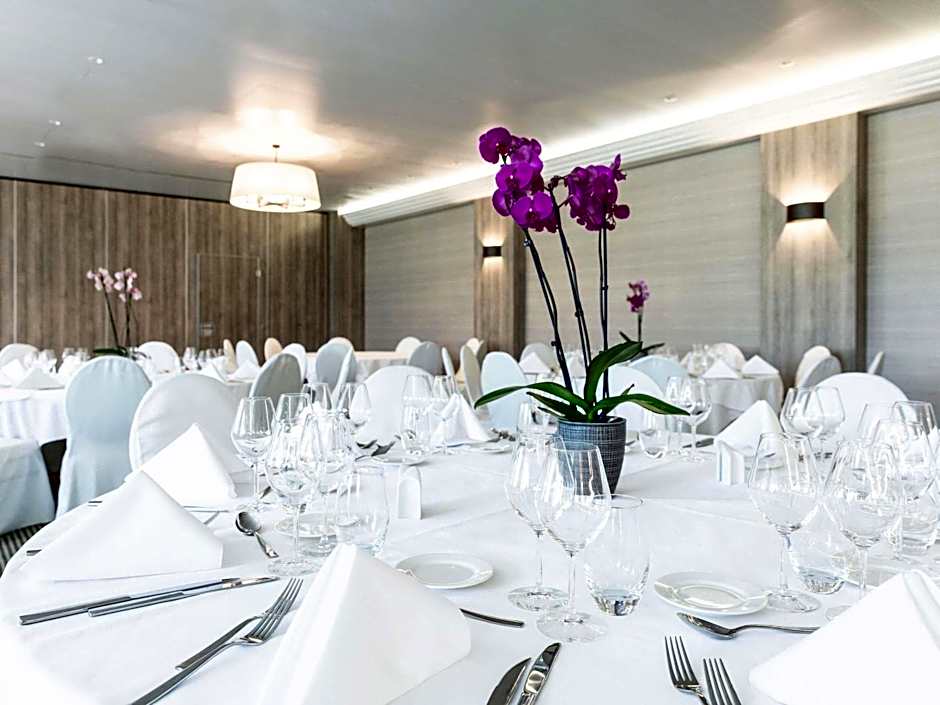 Mercure Luxembourg Kikuoka Golf and Spa