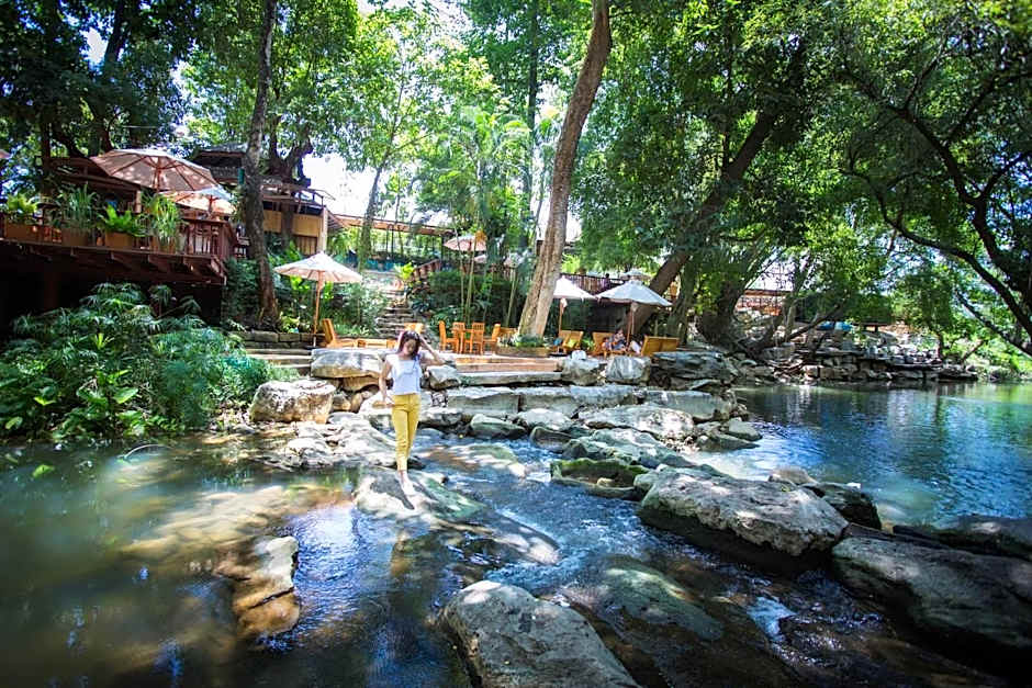 khaoyai lumtakong hotel