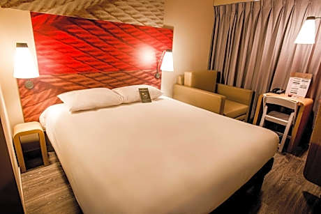 Standard Double Room with Extra Bed