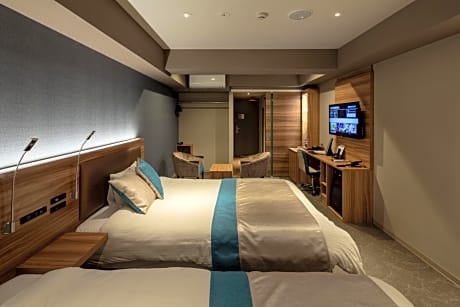 Superior Twin Room ( No Extra Bed Available )