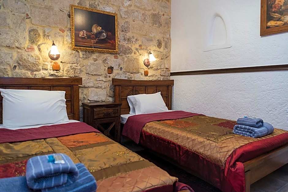 Spot Hotel