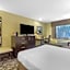 Best Western Plus Plaza By The Green