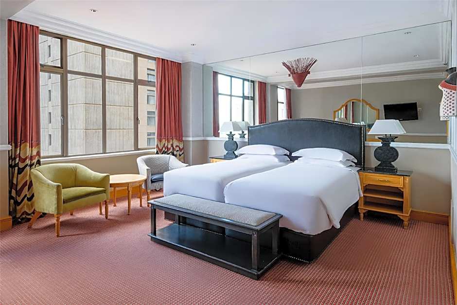 Hyatt Regency Harare, The Meikles