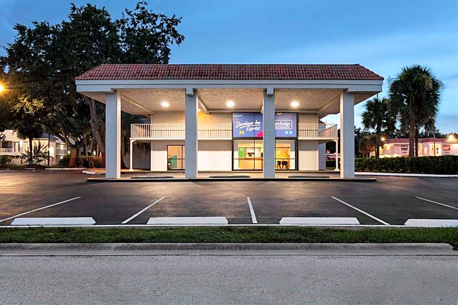 Developer Inn Express Fundamental, a Travelodge by Wyndham