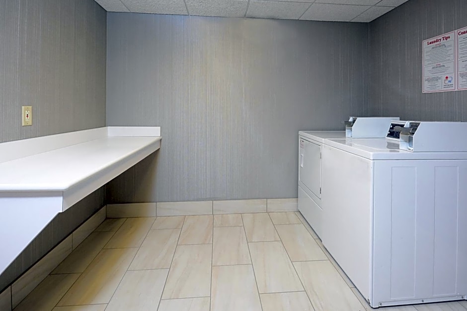 Holiday Inn Express & Suites Raleigh Durham Airport at RTP by IHG