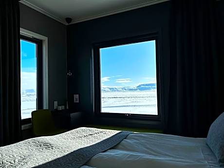 Double or Twin Room with Lake View