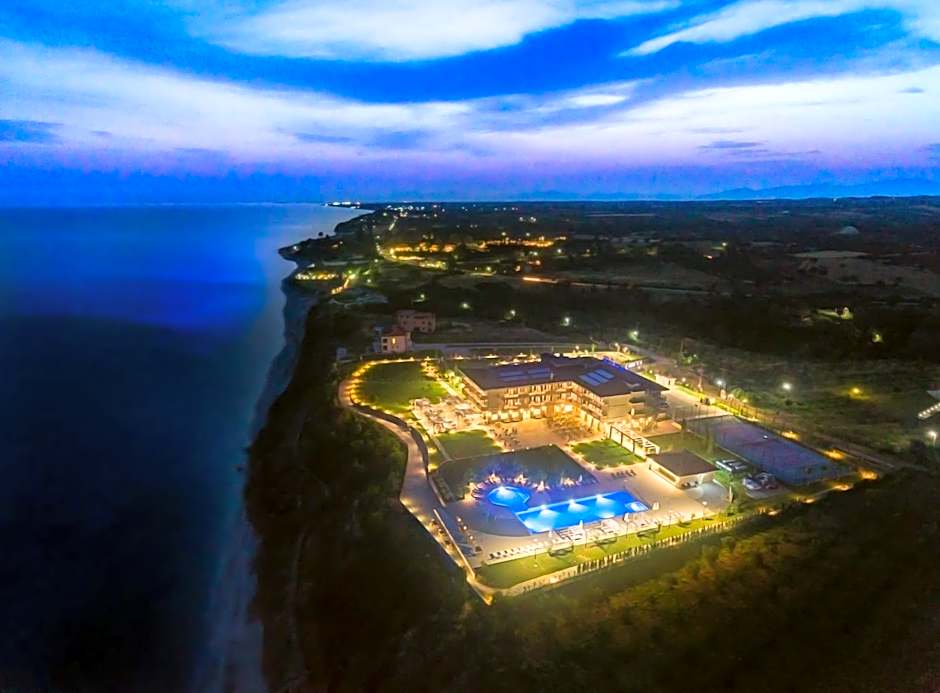 King Maron Beach Hotel & Spa