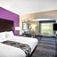 La Quinta Inn & Suites by Wyndham Columbus