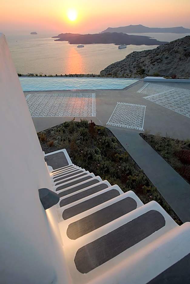 Erosantorini Estate