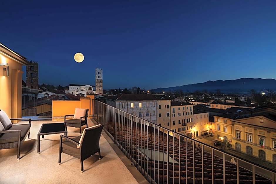 Grand Universe Lucca, Autograph Collection