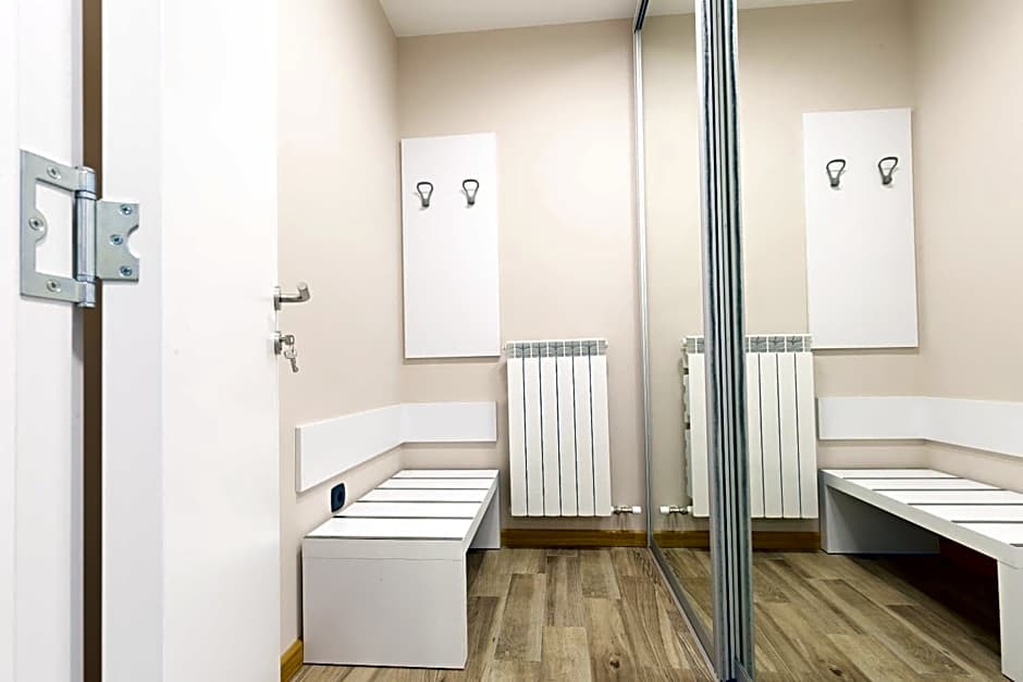 Hotel TESLA - Smart Stay Garni