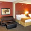 Holiday Inn Express & Suites Paducah West By IHG