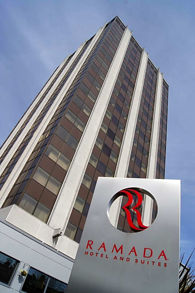 Ramada Hotel & Suites by Wyndham Coventry