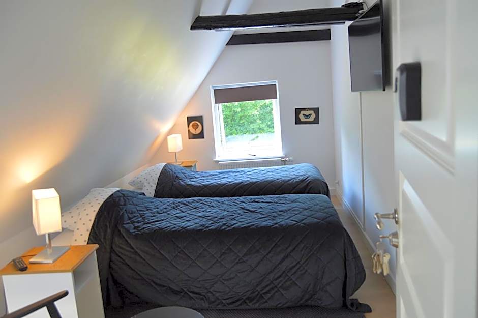 Serengeti & Stayover