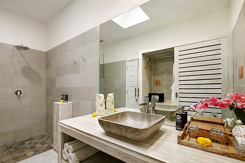 Bali Cosy Villa Seminyak for Adults Only