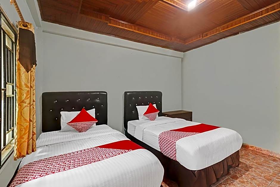 OYO Life 11350O Hotel R Cantika Syariah