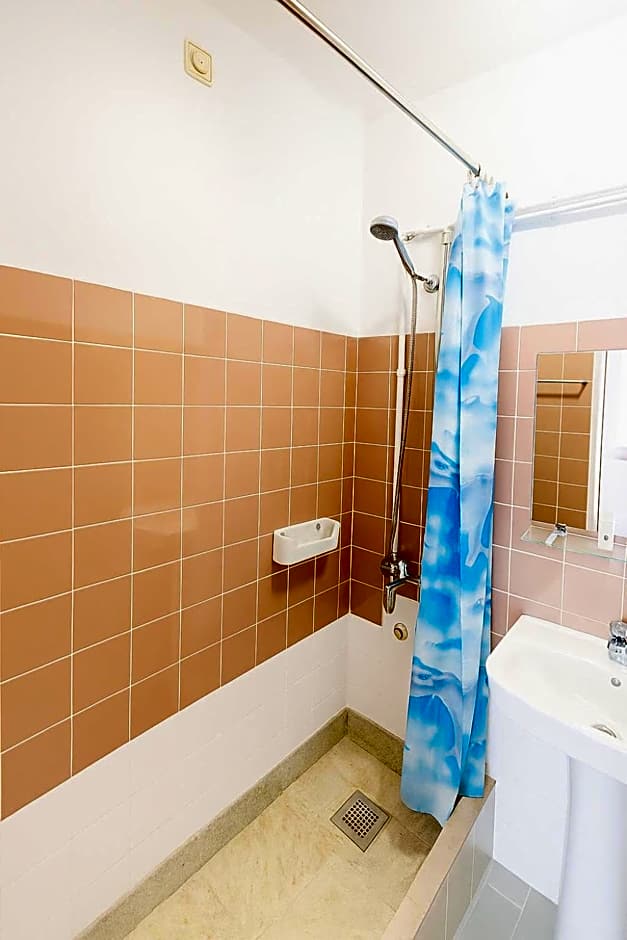 Lagos Central Suite DBV Guesthouse