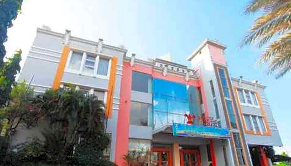 Plaza Hotel Tegal