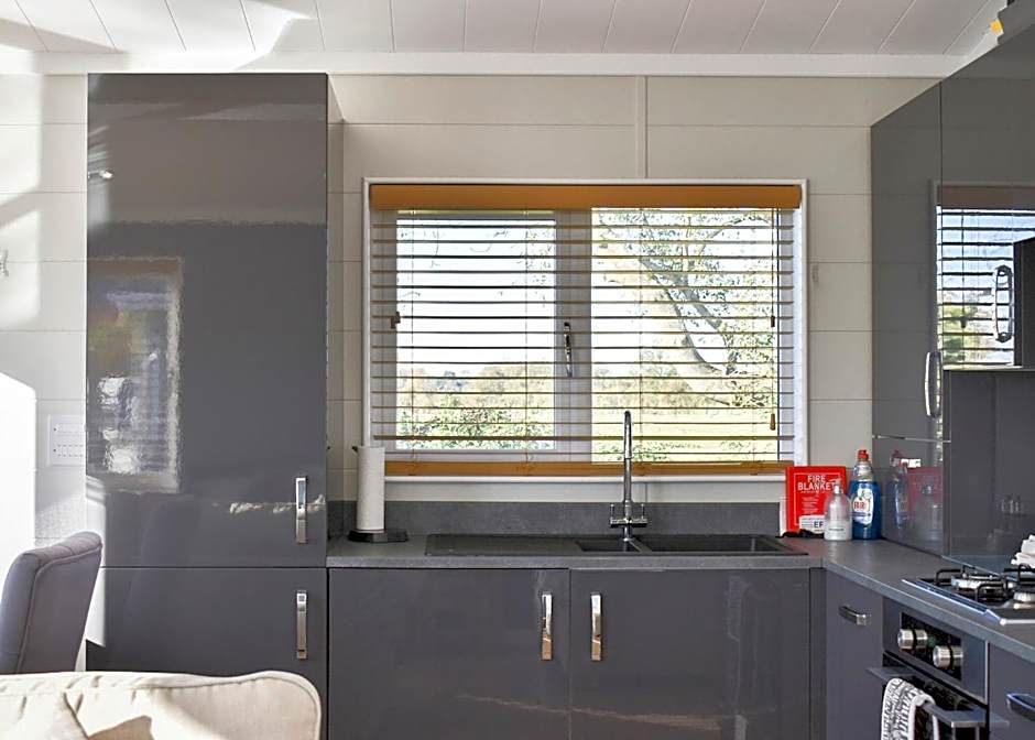 Riverside Holiday Park