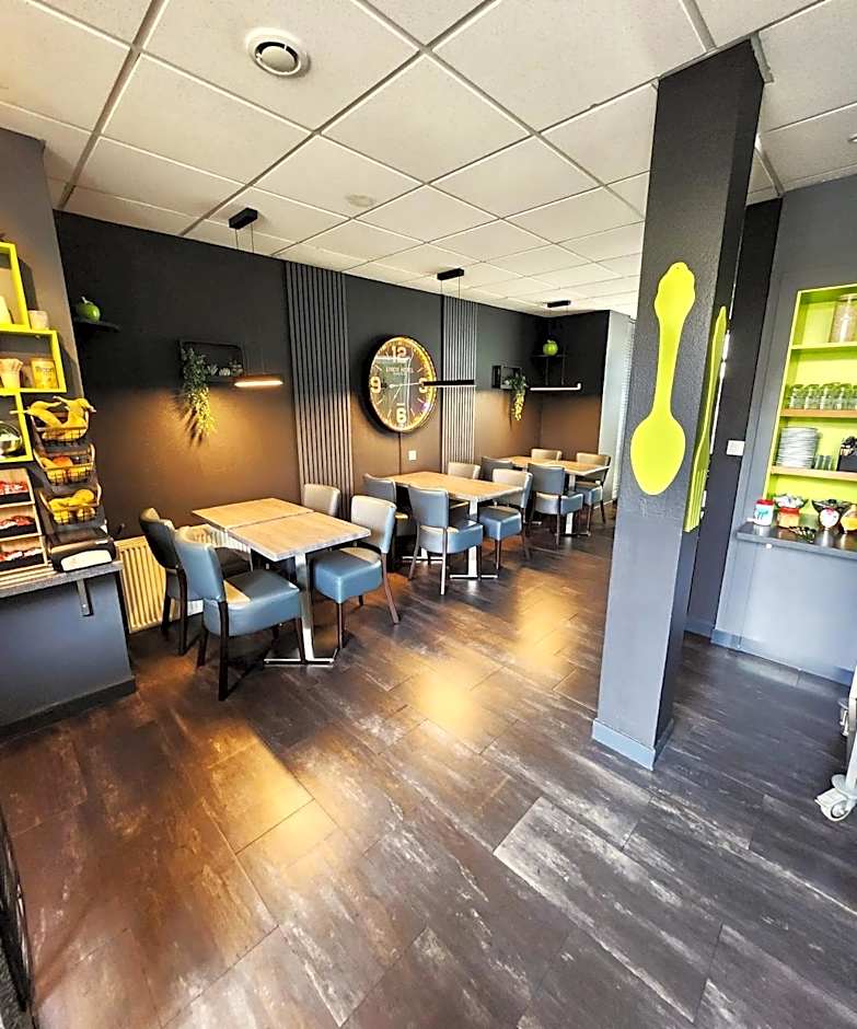 Cit'Hotel Le Cheval Blanc, Cognac Centre